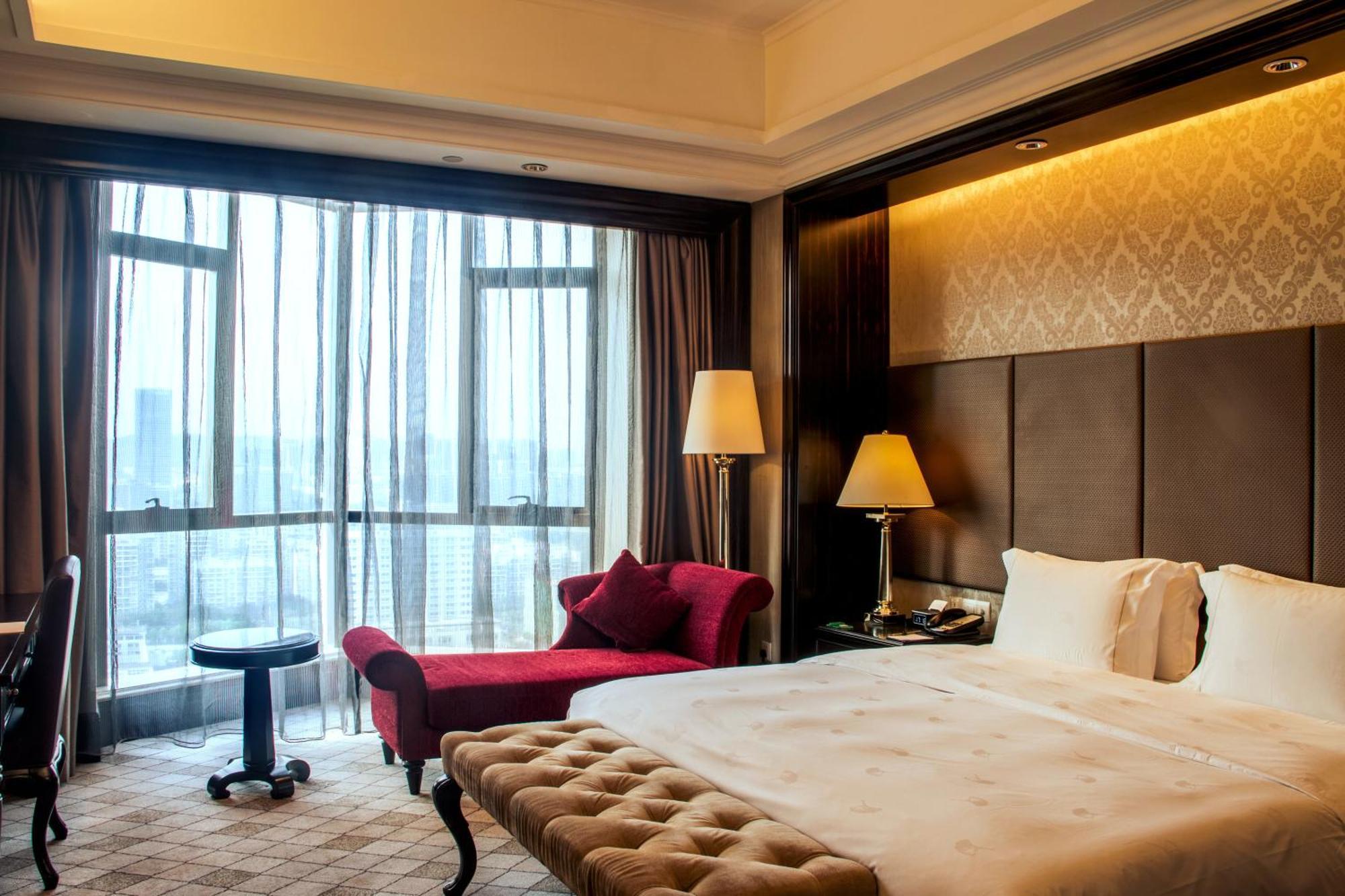 The Coli Hotel Shenzhen Bagian luar foto